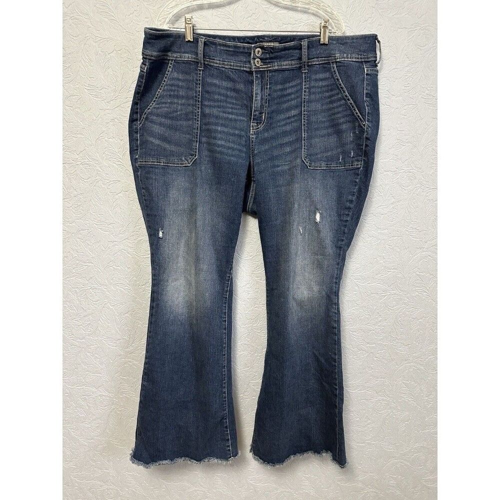 Torrid Size 20 R Raw Hem Mid Rise Flare Jeans F30